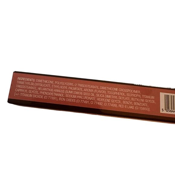 Charlotte Tilbury Airbrush Flawless Matte Lip Blur Liquid Lipstick "Flame Blur" - Picture 6 of 7